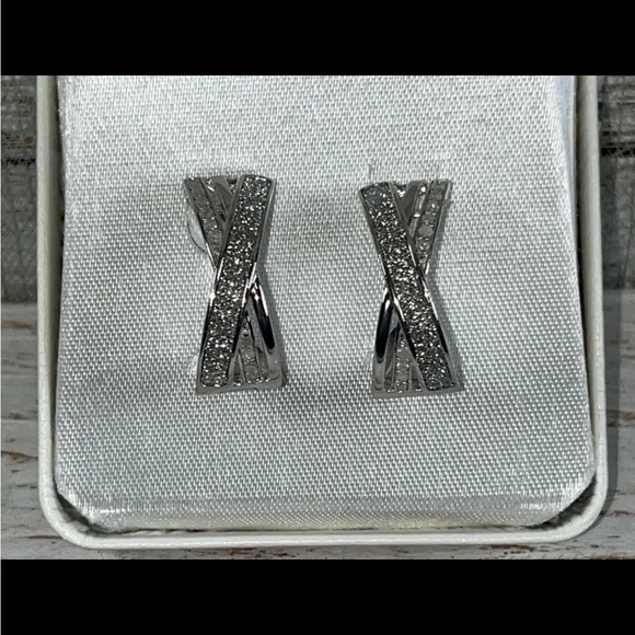 Real Genuine Diamond Earrings, Italian Designer, .52 CTW. 925 Sterling Silver - Picture 7 of 10